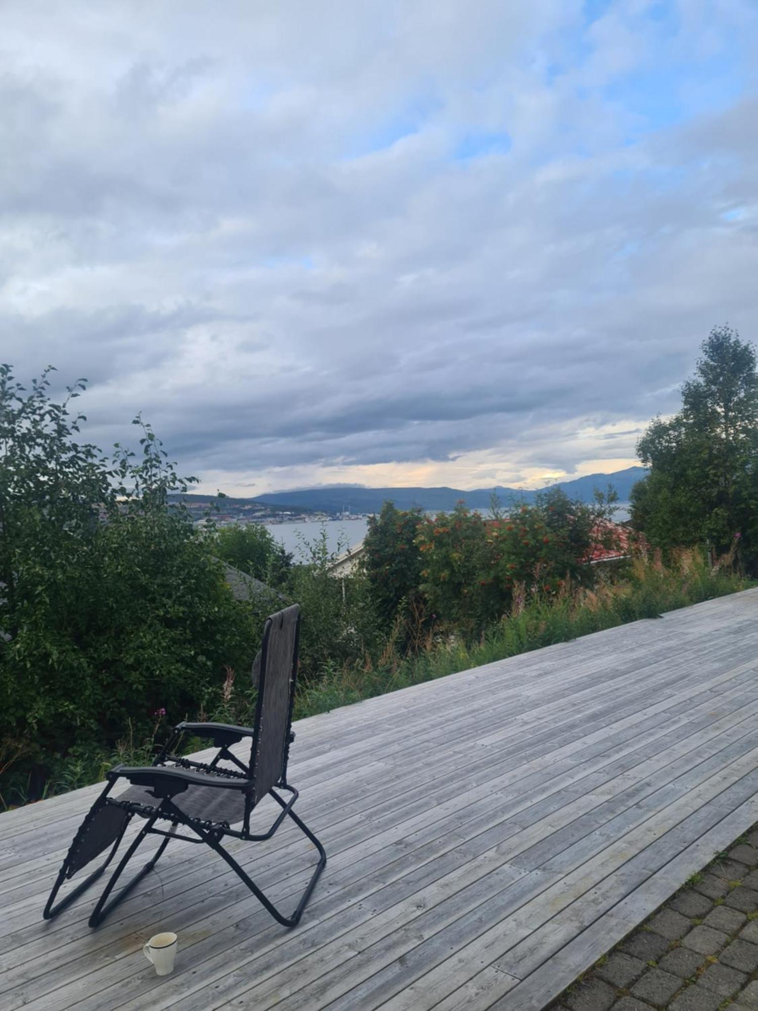 Leiligheten Pa Tomasjordnesvegen Tromsø Exterior foto
